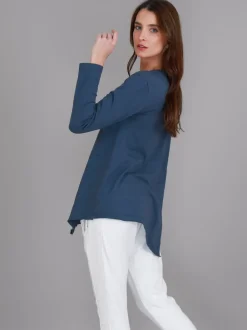 3rd Story Adelaide Asymmetrical Hem T Shirt< Long Sleeves