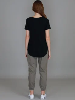 3rd Story Alexis gold Logo S/S Tee< Short Sleeves