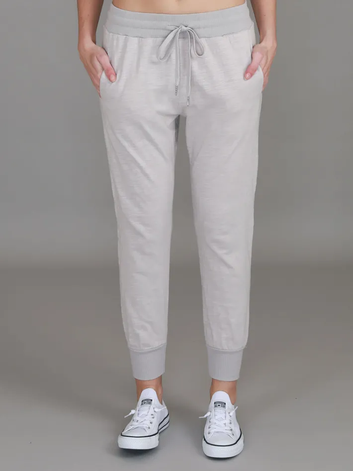 3rd Story Amber Track Jogger Pants< Joggers