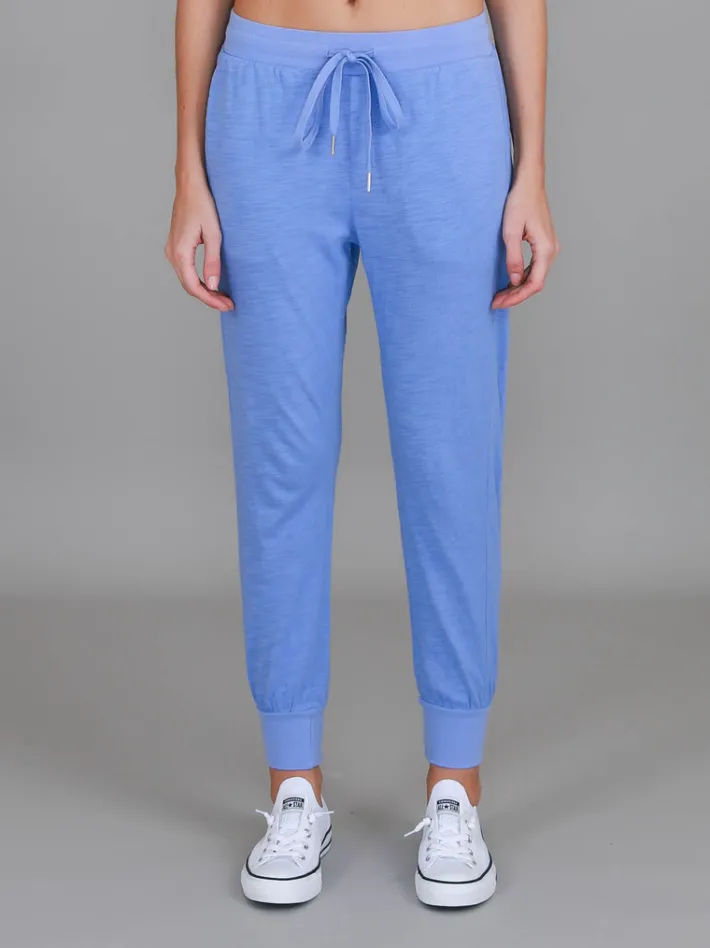 3rd Story Amber Track Jogger Pants< Joggers