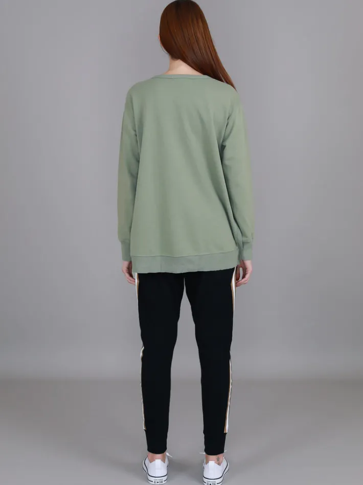 3rd Story April Front Pocket Sweatshirt< Sweatshirts|Sweatshirts