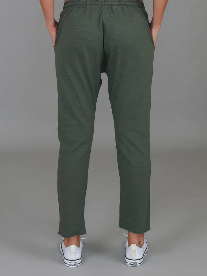 3rd Story Ariel Straight Leg Jogger Pants< Joggers