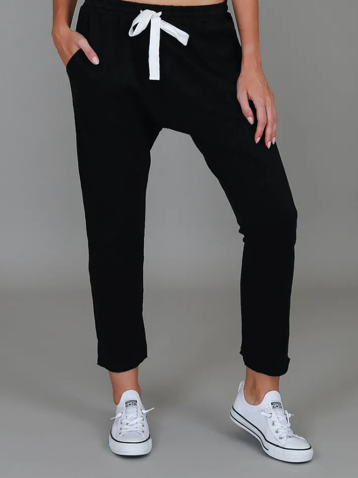 3rd Story Ariel Straight Leg Jogger Pants< Joggers