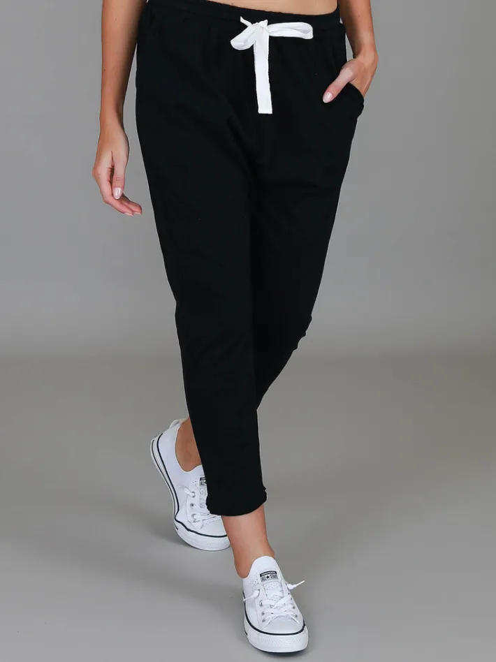3rd Story Ariel Straight Leg Jogger Pants< Joggers