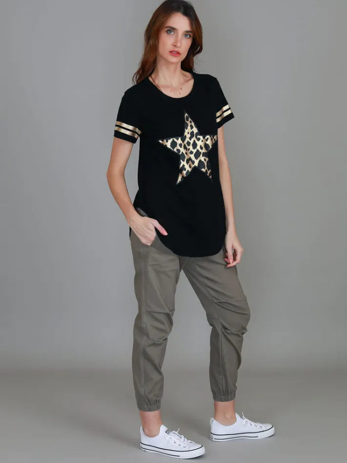 3rd Story Ava Leopard Star Short Sleeve T Shirt< Short Sleeves