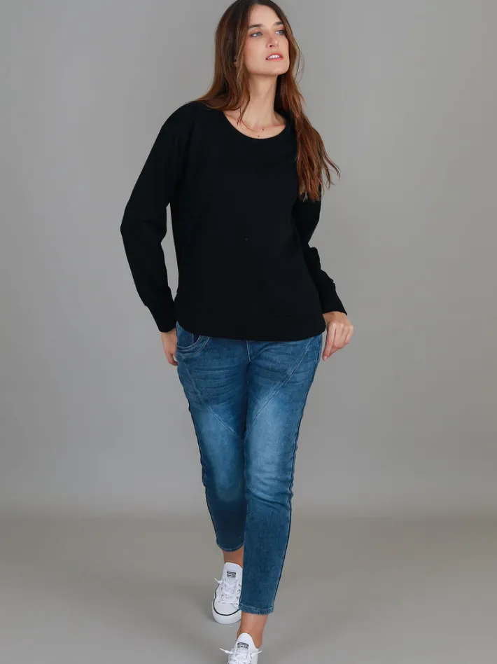 3rd Story Charlette Curve Hem Sweatshirt< Sweatshirts|Sweatshirts