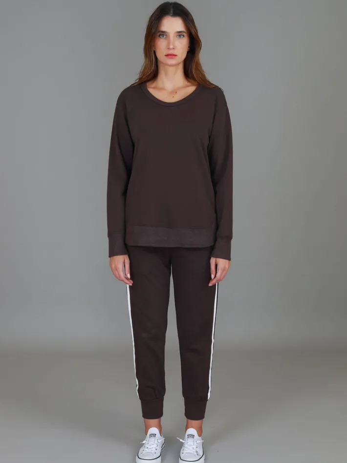 3rd Story Charlette Curve Hem Sweatshirt< Sweatshirts|Sweatshirts