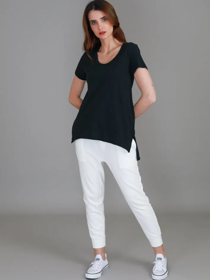 3rd Story Chelsea Short Sleeve Essentials T Shirt< Short Sleeves