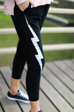 3rd Story Daisy Thunder Print Joggers< Joggers