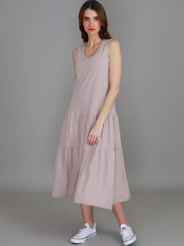 3rd Story Ella Tiered Midi Dress< Sleeveless Dress