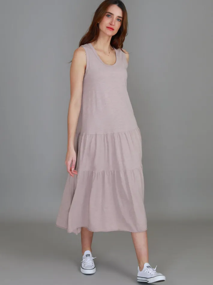 3rd Story Ella Tiered Midi Dress< Sleeveless Dress