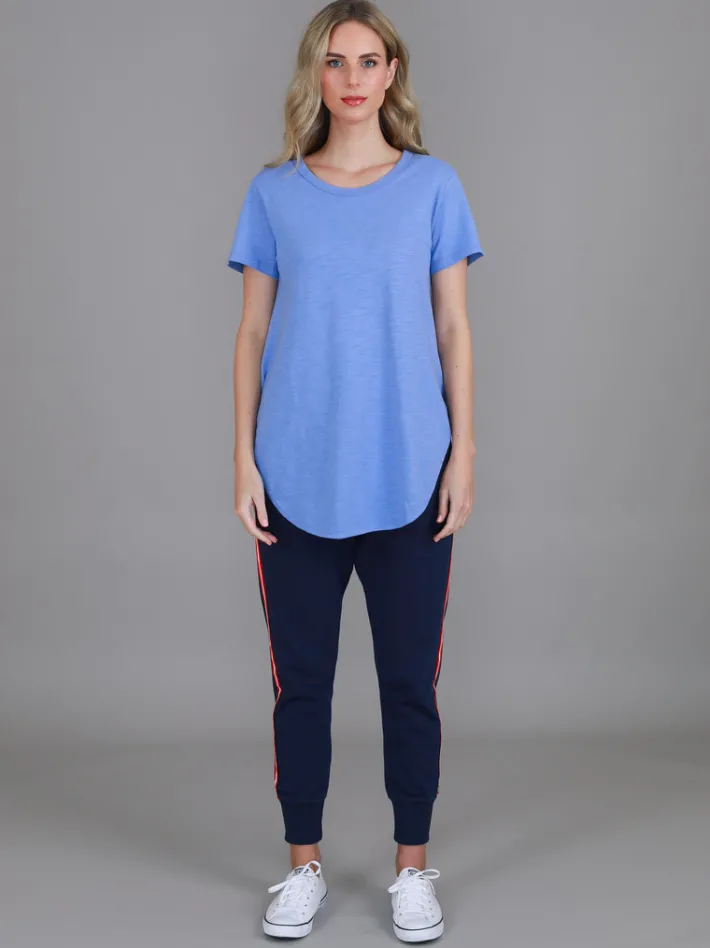 3rd Story Elwood Curved Hem T Shirt< Short Sleeves