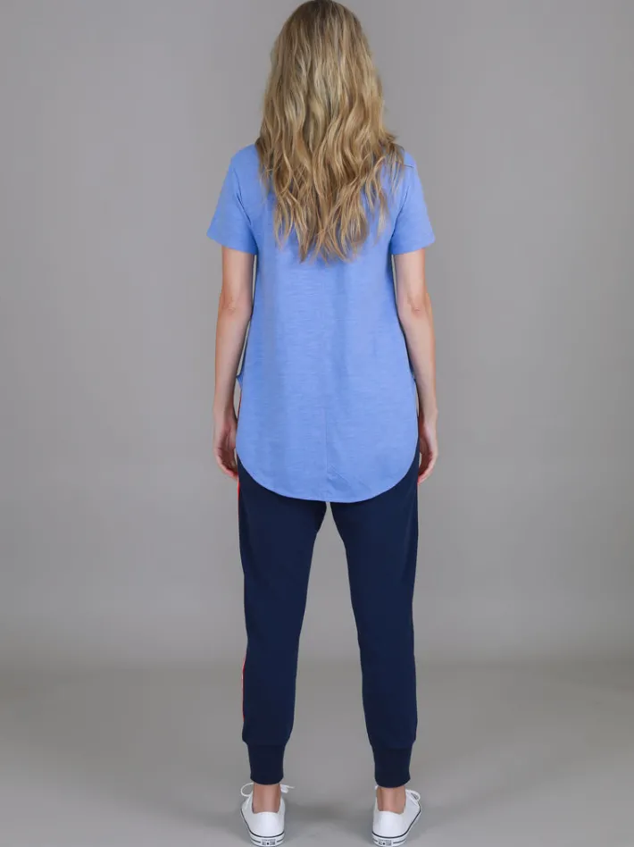 3rd Story Elwood Curved Hem T Shirt< Short Sleeves