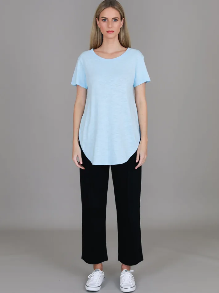 3rd Story Elwood Curved Hem T Shirt< Short Sleeves