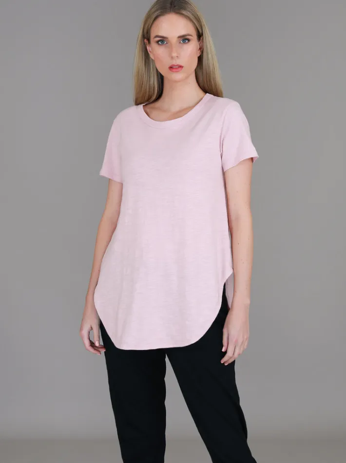 3rd Story Elwood Curved Hem T Shirt< Short Sleeves