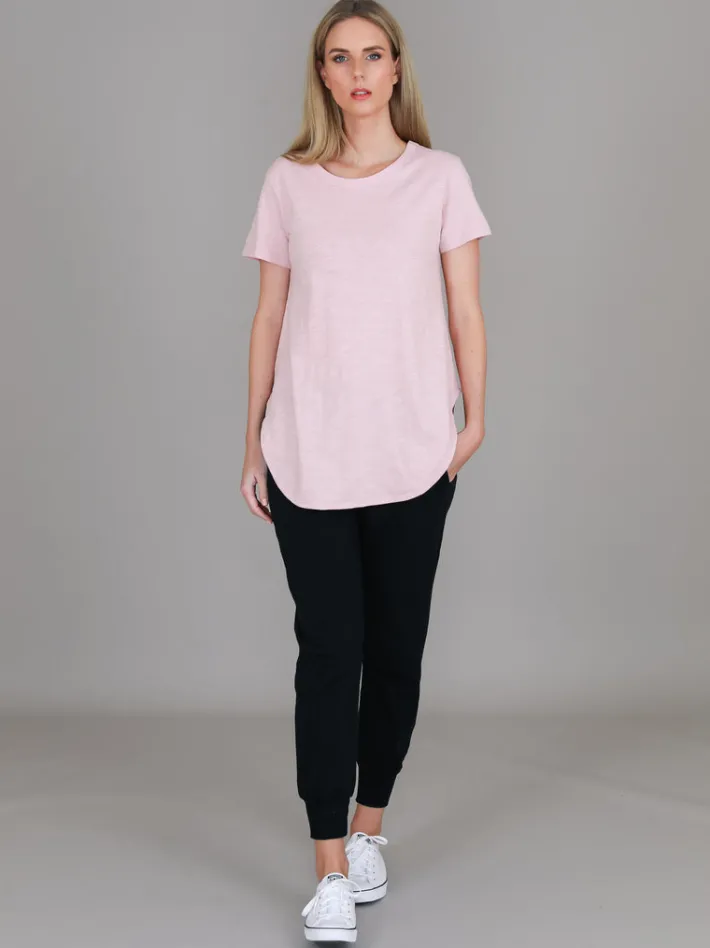 3rd Story Elwood Curved Hem T Shirt< Short Sleeves