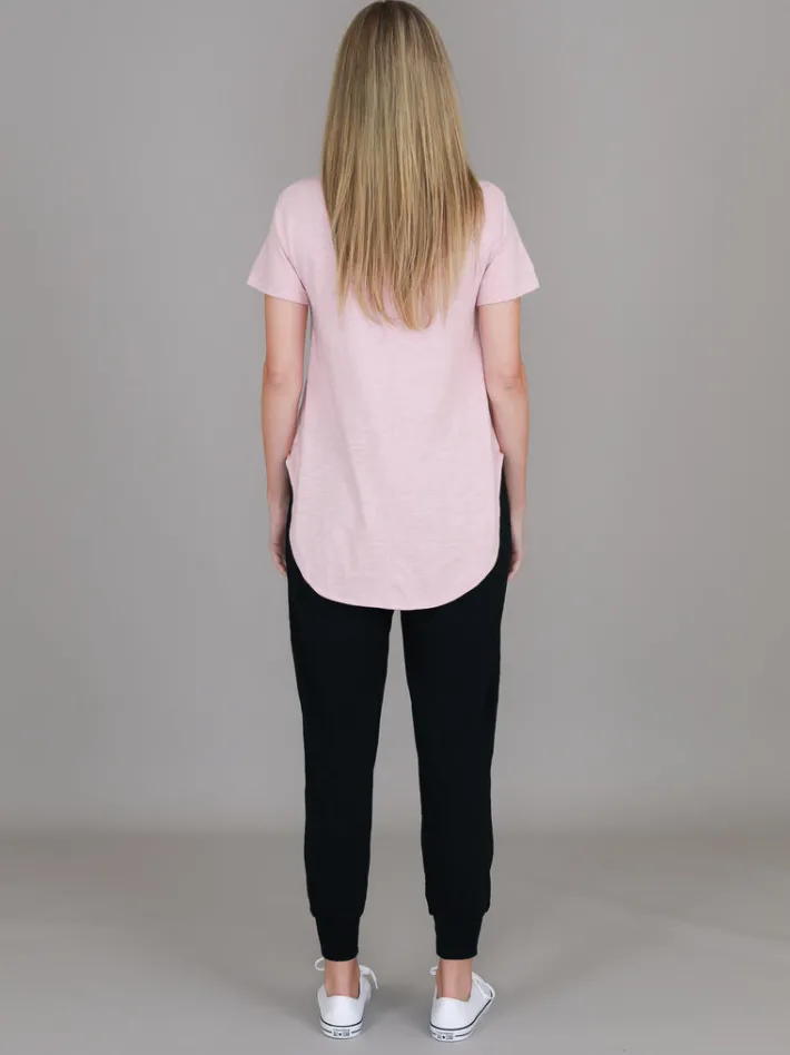 3rd Story Elwood Curved Hem T Shirt< Short Sleeves