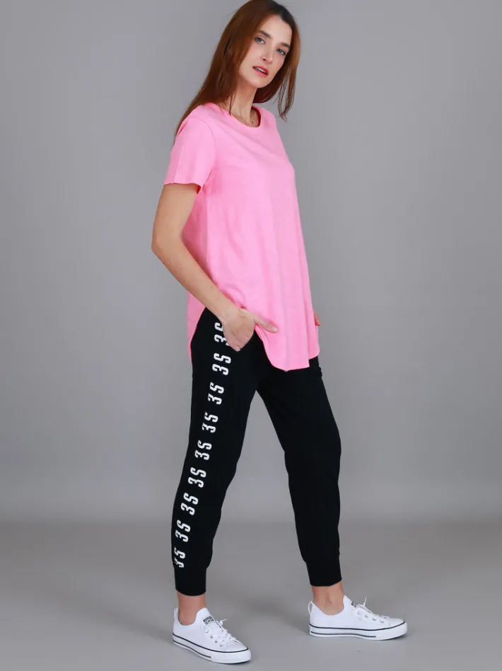 3rd Story Elwood Curved Hem T Shirt< Short Sleeves