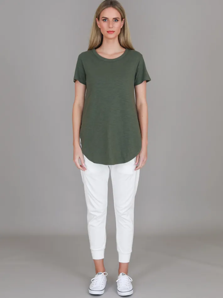 3rd Story Elwood Curved Hem T Shirt< Short Sleeves