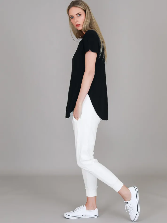 3rd Story Elwood Curved Hem T Shirt< Short Sleeves