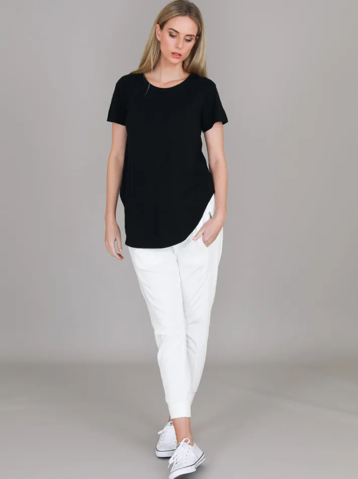 3rd Story Elwood Curved Hem T Shirt< Short Sleeves