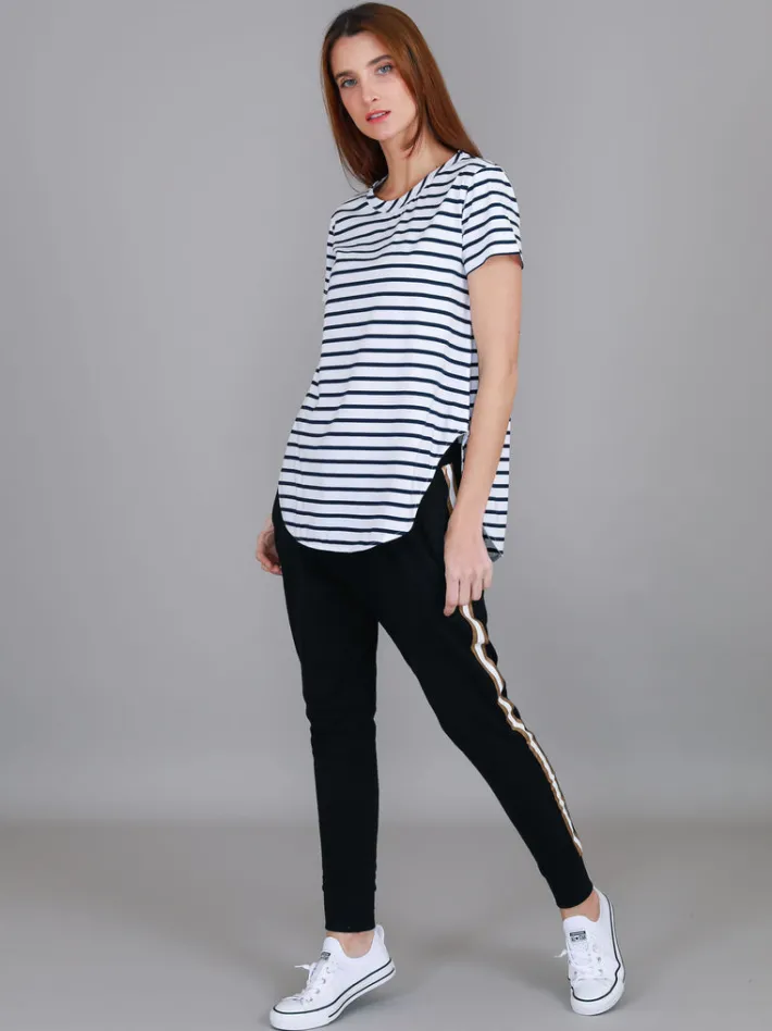 3rd Story Elwood Curved Hem T Shirt< Short Sleeves