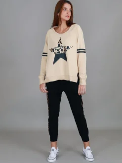 3rd Story Ginger Leopard Print Splice Star Sweatshirt< Sweatshirts|Sweatshirts