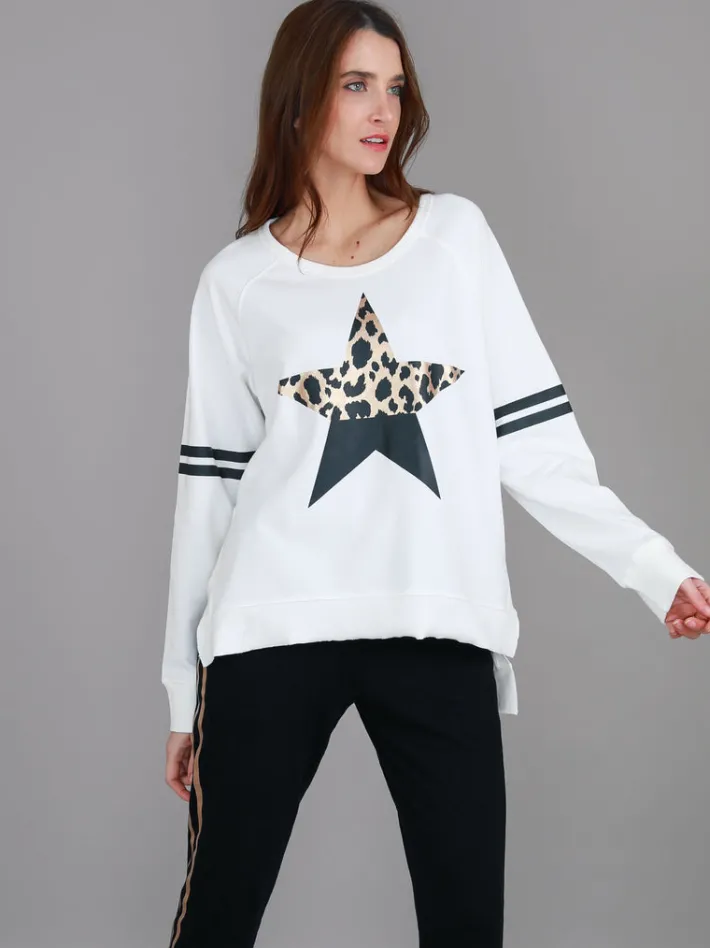 3rd Story Ginger Leopard Print Splice Star Sweatshirt< Sweatshirts|Sweatshirts