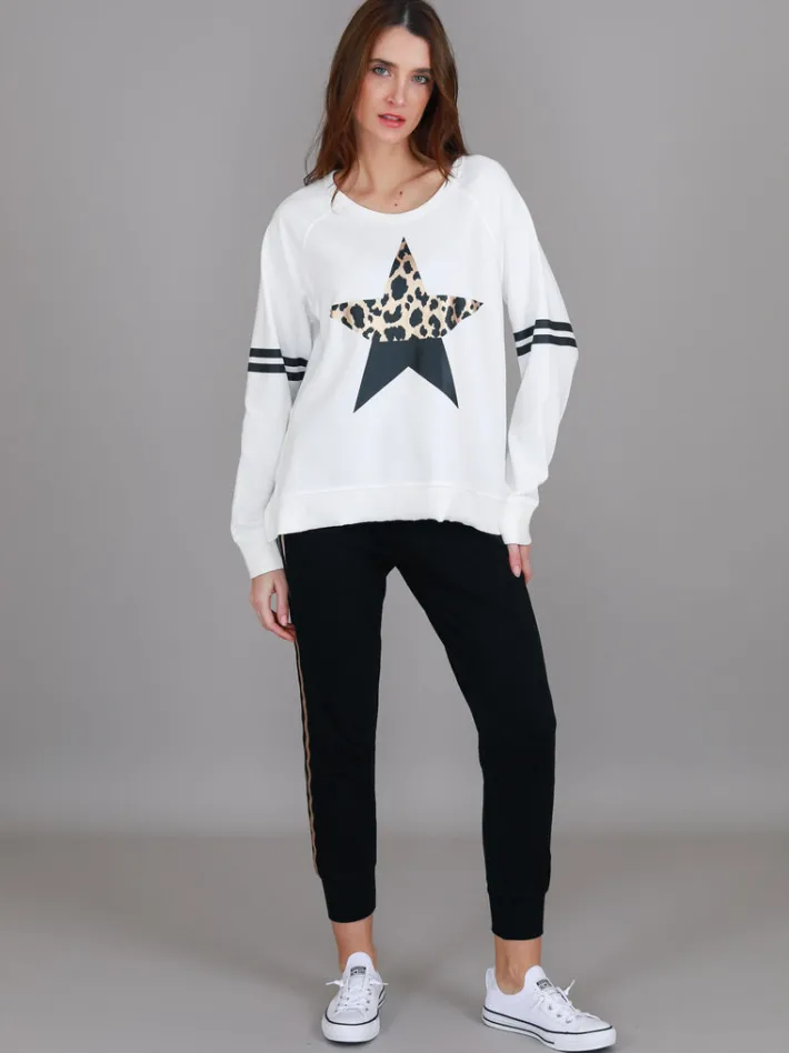 3rd Story Ginger Leopard Print Splice Star Sweatshirt< Sweatshirts|Sweatshirts