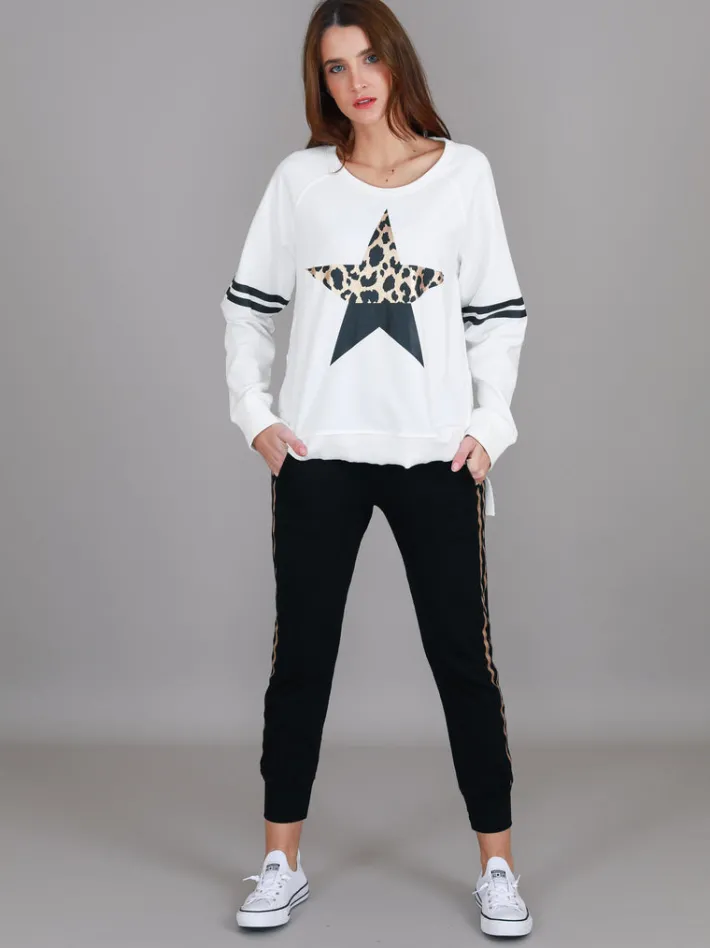 3rd Story Ginger Leopard Print Splice Star Sweatshirt< Sweatshirts|Sweatshirts