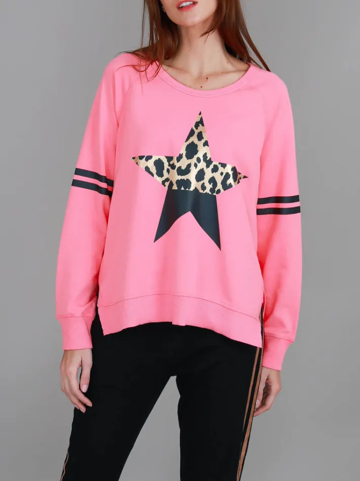 3rd Story Ginger Leopard Print Splice Star Sweatshirt< Sweatshirts|Sweatshirts