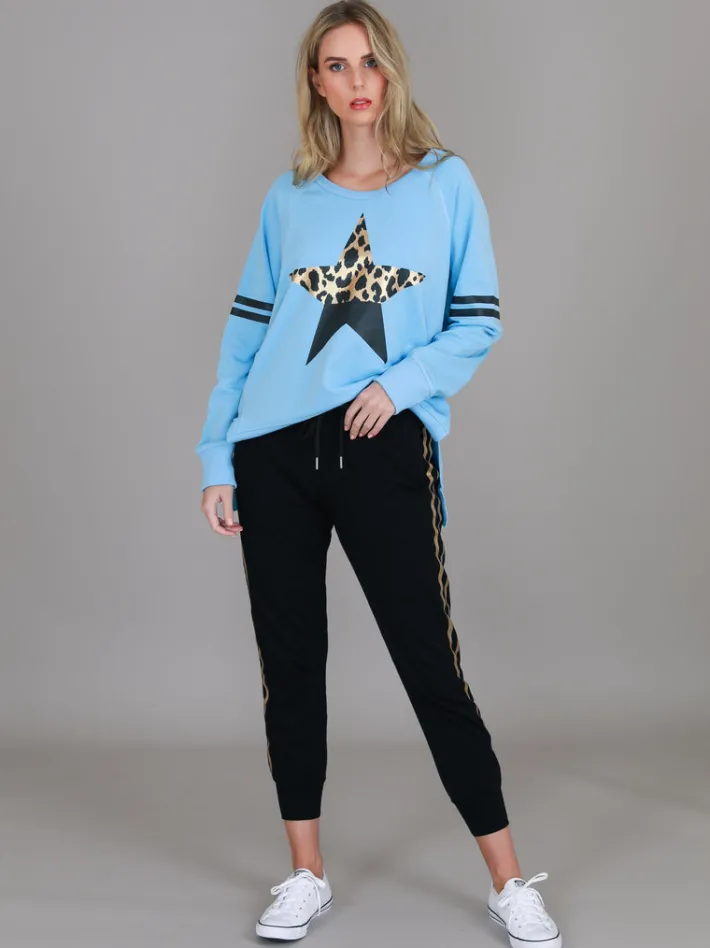 3rd Story Ginger Leopard Print Splice Star Sweatshirt< Sweatshirts|Sweatshirts