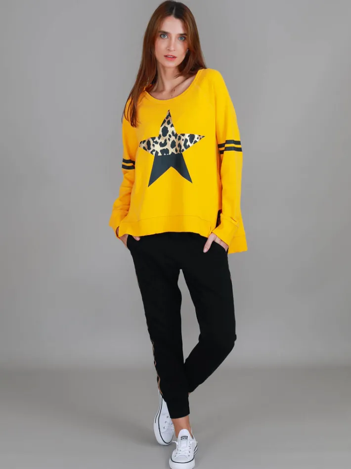 3rd Story Ginger Leopard Print Splice Star Sweatshirt< Sweatshirts|Sweatshirts