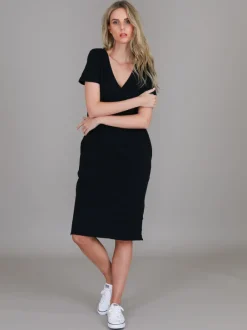 3rd Story Heidi V Neck Dress< Short Sleeve Dress