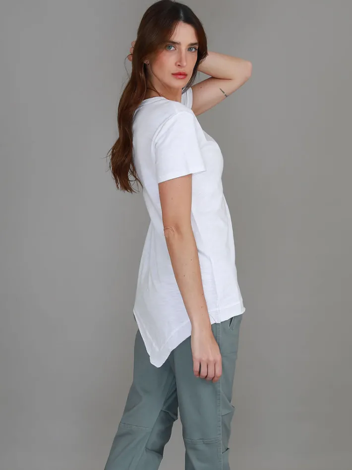 3rd Story Helena Asymmetrical Hem T Shirt< Short Sleeves