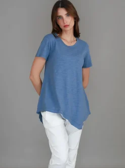 3rd Story Helena Asymmetrical Hem T Shirt< Short Sleeves