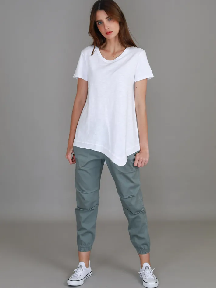 3rd Story Helena Asymmetrical Hem T Shirt< Short Sleeves