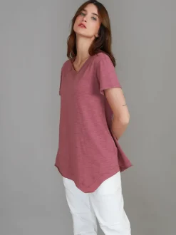 3rd Story Helena Asymmetrical Hem T Shirt< Short Sleeves