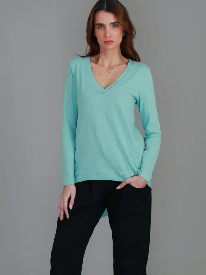 3rd Story Isla V Neck T Shirt< Long Sleeves