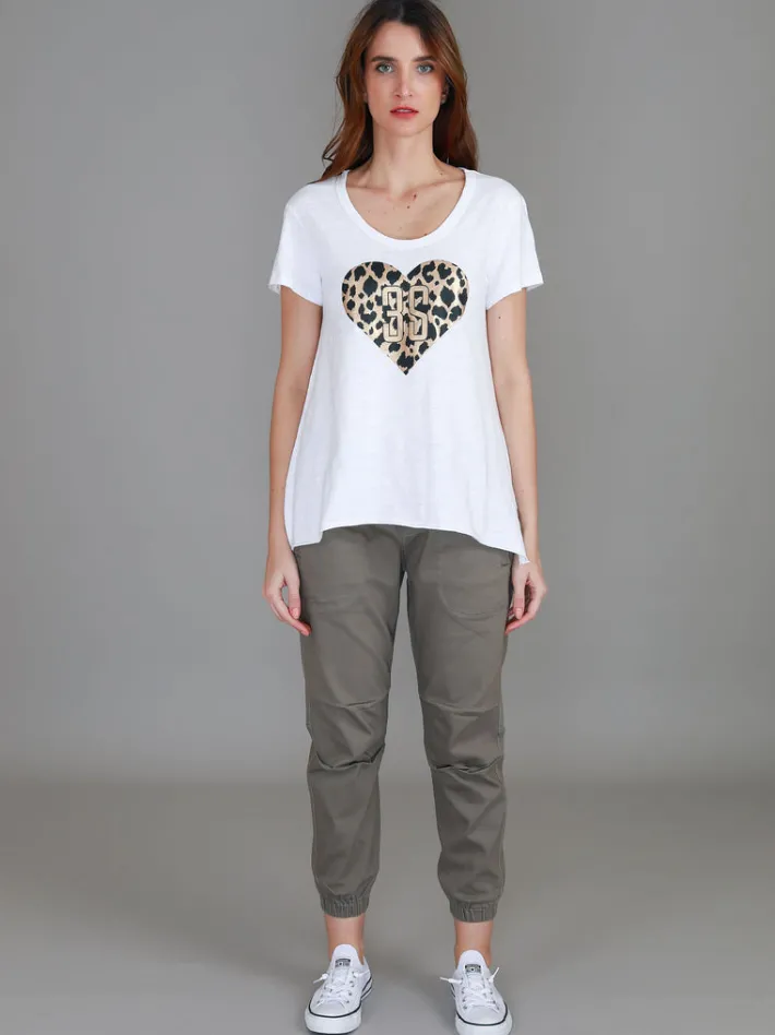 3rd Story Jae Leopard Heart Short Sleeve T Shirt< Short Sleeves