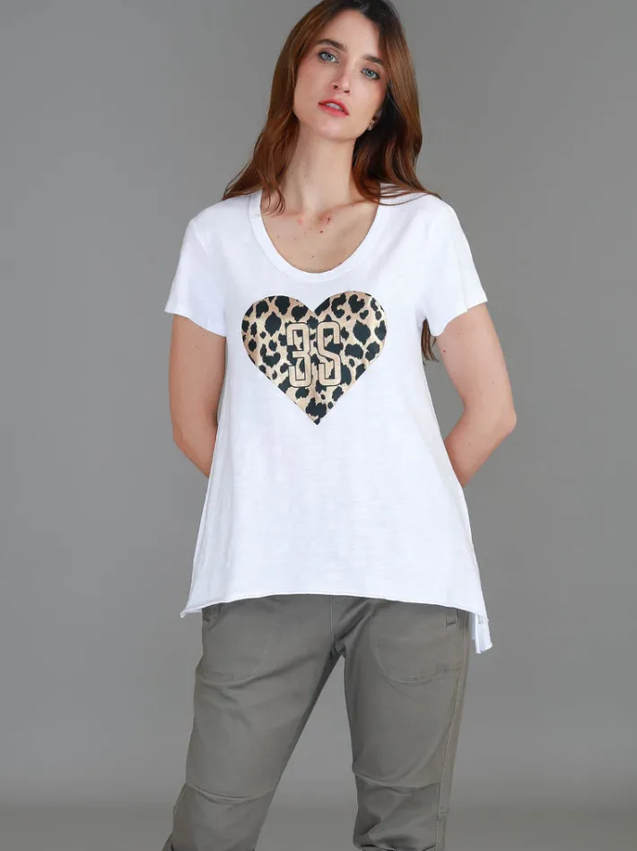 3rd Story Jae Leopard Heart Short Sleeve T Shirt< Short Sleeves