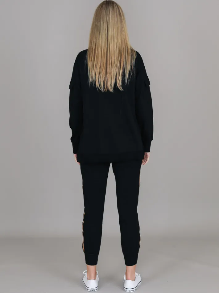 3rd Story Kingscote Pocket Crewneck Sweatshirt< Sweatshirts|Sweatshirts