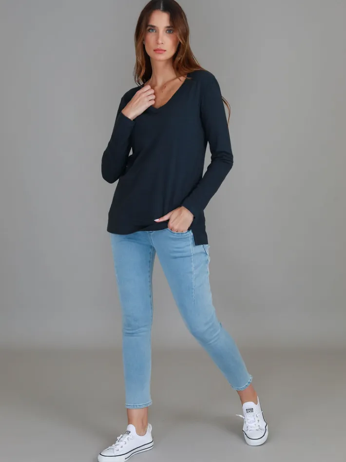 3rd Story Leah V Neck T Shirt< Long Sleeves