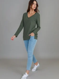 3rd Story Leah V Neck T Shirt< Long Sleeves