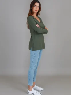 3rd Story Leah V Neck T Shirt< Long Sleeves