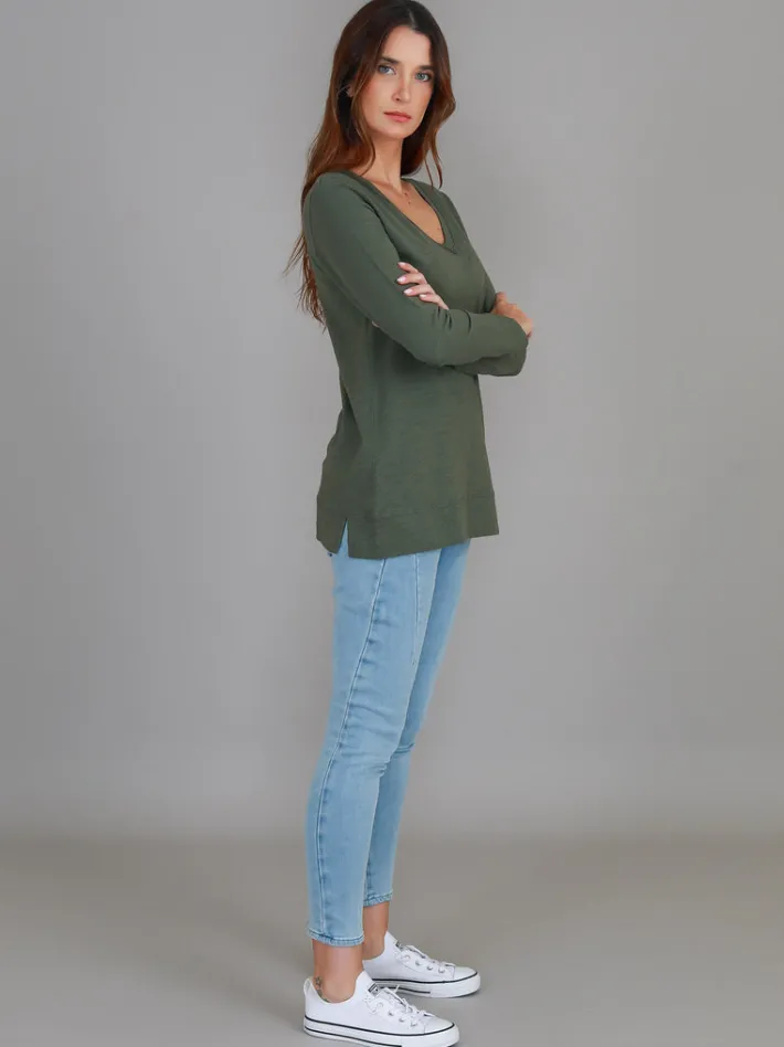 3rd Story Leah V Neck T Shirt< Long Sleeves
