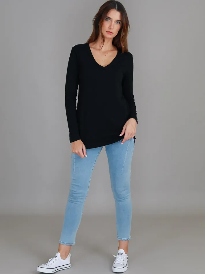 3rd Story Leah V Neck T Shirt< Long Sleeves