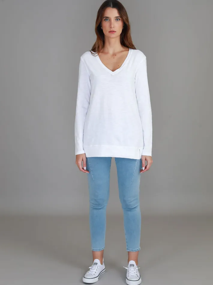3rd Story Leah V Neck T Shirt< Long Sleeves
