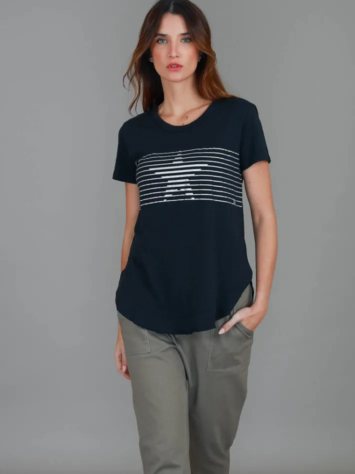 3rd Story Lily Star T Shirt< Short Sleeves