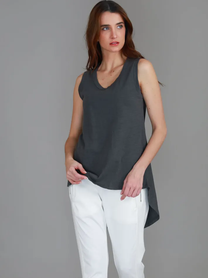 3rd Story Madison Hi Lo Hem Tank Top< Tanks